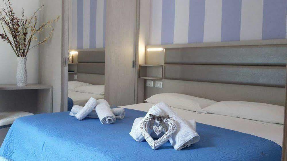 Hotel Arno 米萨诺阿德里亚蒂科 外观 照片