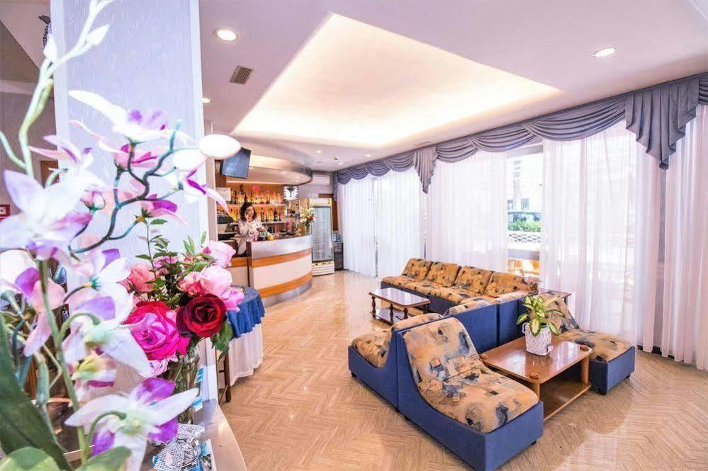 Hotel Arno 米萨诺阿德里亚蒂科 外观 照片
